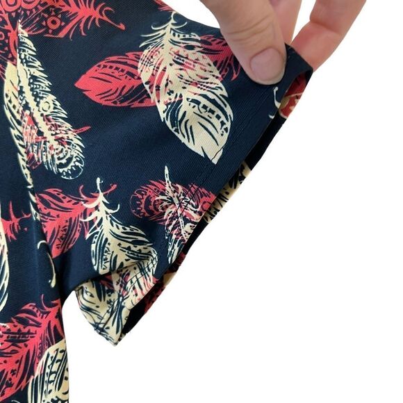 LuLaRoe feather Womens Carly M - Picture 9 of 11